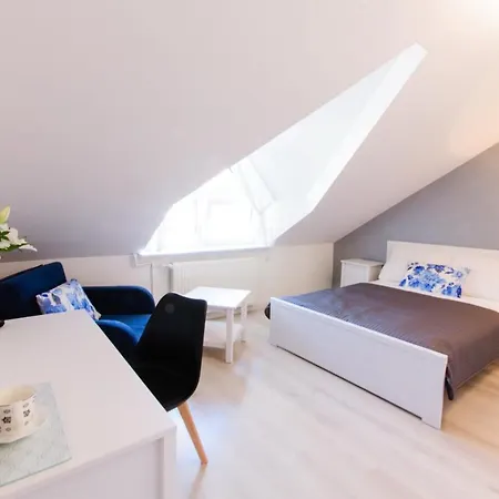 Goscinne Abelard 홈스테이